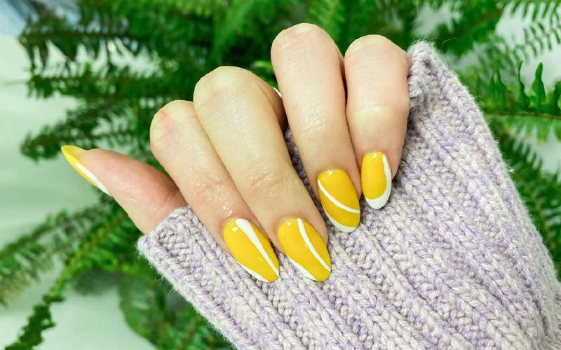 Top 35+ mẫu nail màu vàng chanh đẹp nổi bật cho cô nàng cá tính