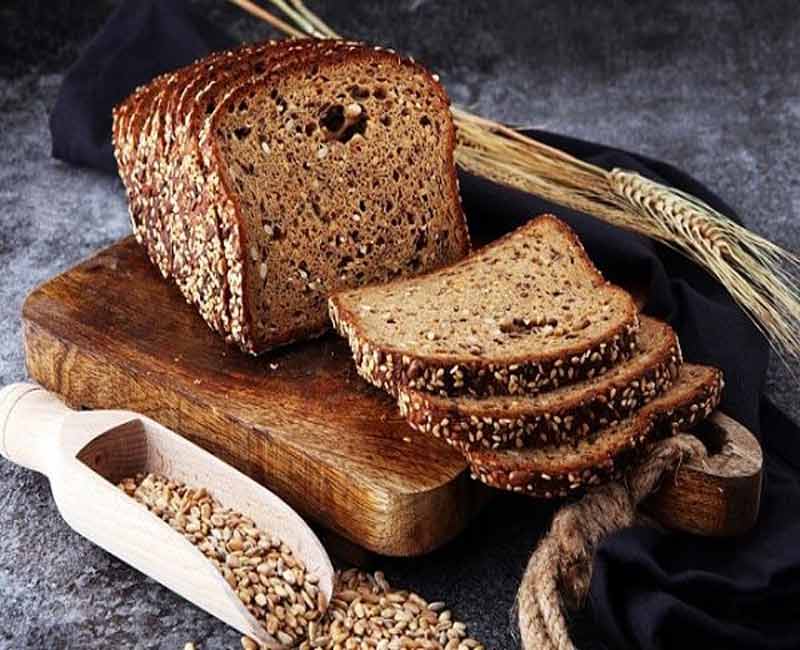 Sử dụng bánh mì đen làm bánh mì sandwich giảm cân