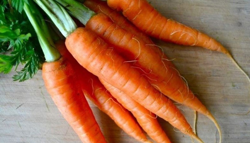 ăn cà rốt làm trắng da xóa tàn nhang hiệu quả