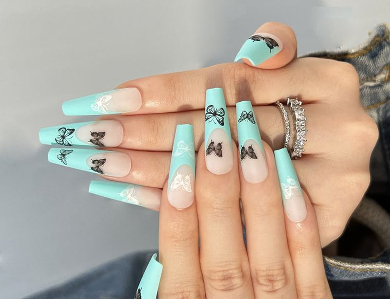 nail xanh ngọc vẽ bướm